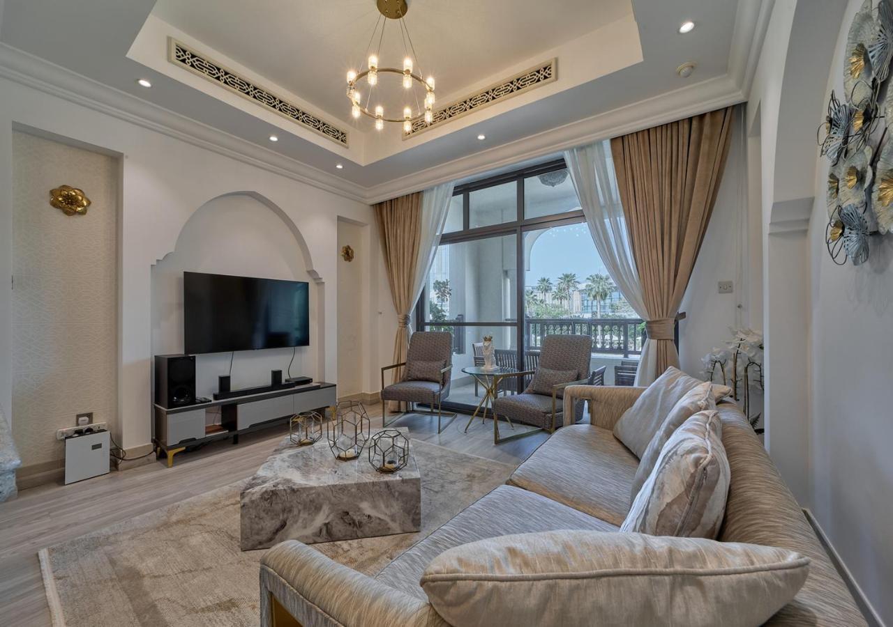Burj Khalifa Partial View Peak Living Luxury 2Br Souk Al-Bahar Beside Dubai Mall-Golden Homes المظهر الخارجي الصورة